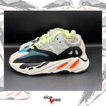 Load image into Gallery viewer, Catch Them WAVE RUNNERS?