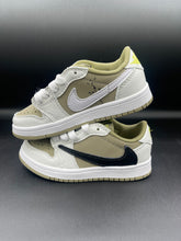 Load image into Gallery viewer, Travis Scott 1’s Low Golf