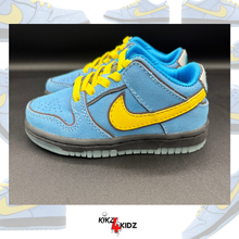Load image into Gallery viewer, Powerpuff Dunks x Bubbles
