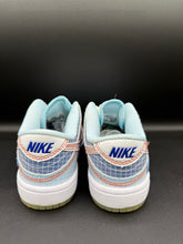 Load image into Gallery viewer, Argon Dunks
