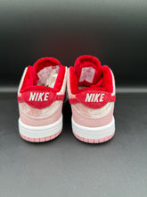 Load image into Gallery viewer, V-Day Dunks
