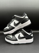 Load image into Gallery viewer, Panda Dunks
