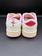 Load image into Gallery viewer, Cream Pinks
