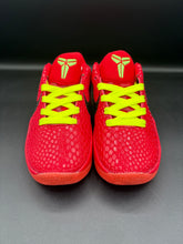 Load image into Gallery viewer, Kobe VI Reverse Grinch
