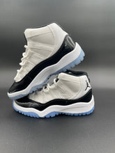 Load image into Gallery viewer, CONCORD 11&#39;s
