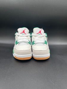 Jordan 4 x Nike SB Pine Green