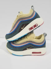 Load image into Gallery viewer, Who's SEAN WOTHERSPOON?
