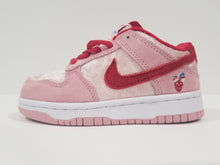 Load image into Gallery viewer, V-Day Dunks
