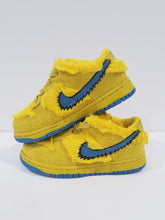 Load image into Gallery viewer, Yellow Bear Dunks
